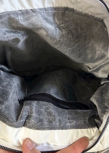 Beyaz paraşüt kumaş spor çanta - Görsel 8