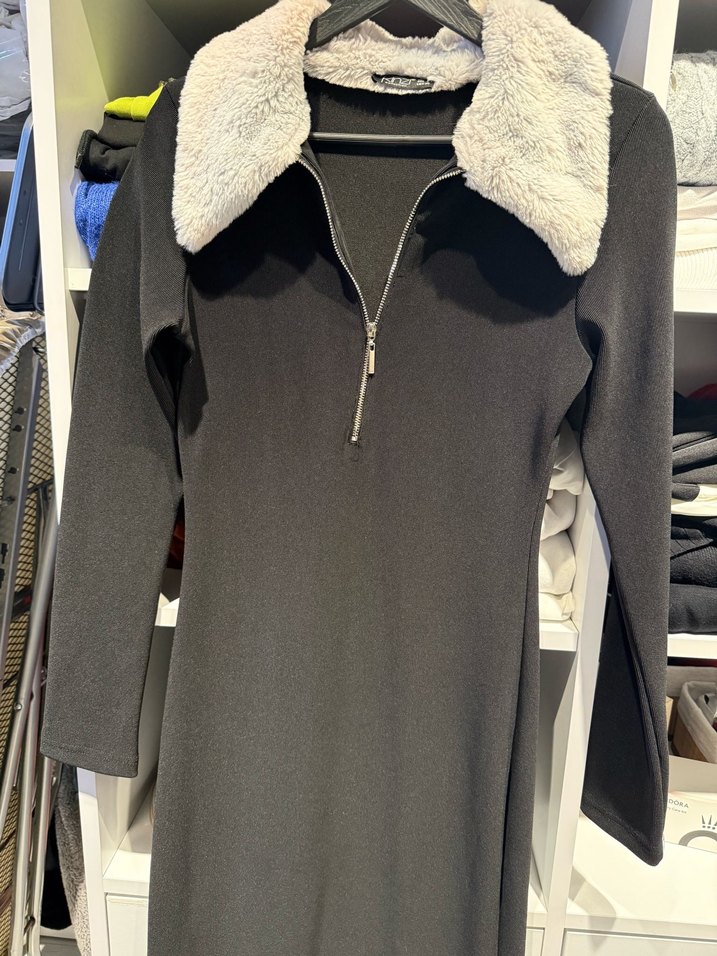 Yakası peluş elbise - Görsel 2