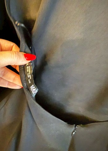 Zara Siyah sırt dekolteli elbise - Görsel 4