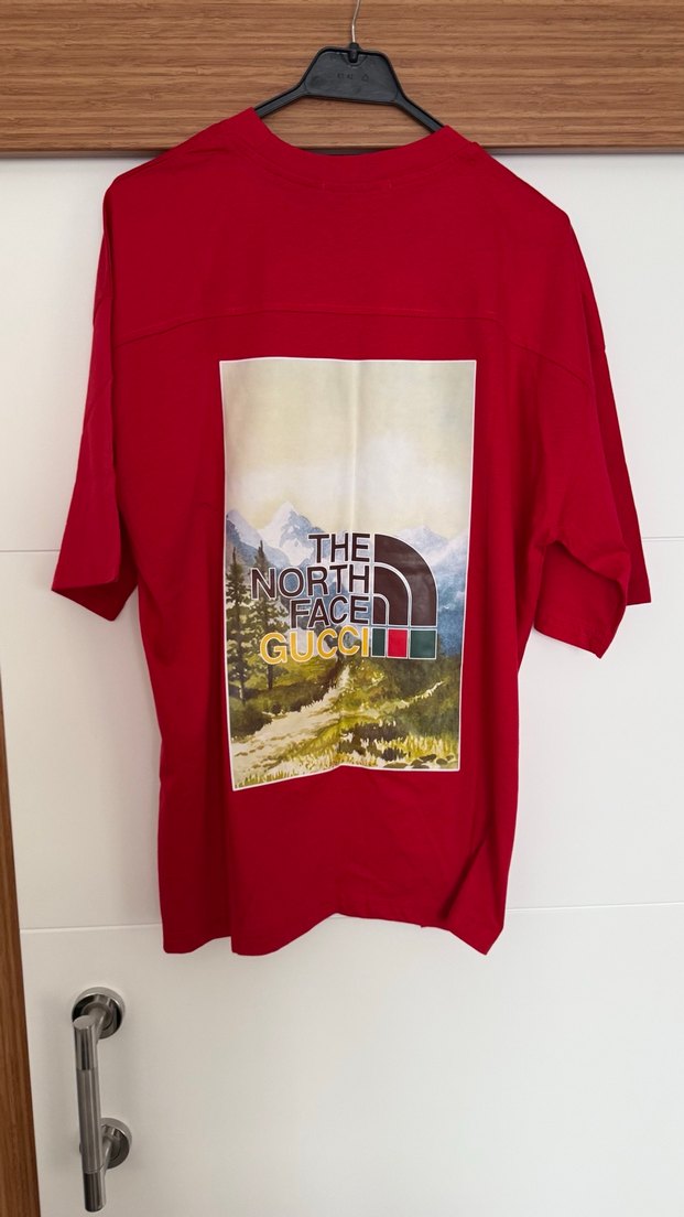 The North Face x Gucci Kırmızı Oversize Tişört - Görsel 4