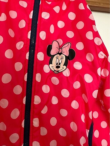 7 Yaş Beden Disney lisanslı yağmurluk 7-8 yaş