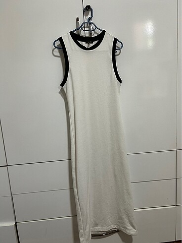 Massimo Dutti beyaz elbise