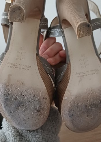 Bej Deri Yılan Desenli Topuklu Kadın Ayakkabı - Görsel 5