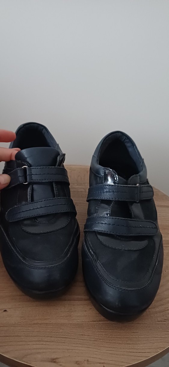 Siyah Kadın Dolgu Topuklu Klasik Ayakkabı - Görsel 2