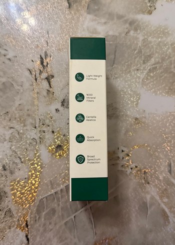 SiNOZ Pure Cica Renk Düzeltici Güneş Kremi SPF 50 - Görsel 2