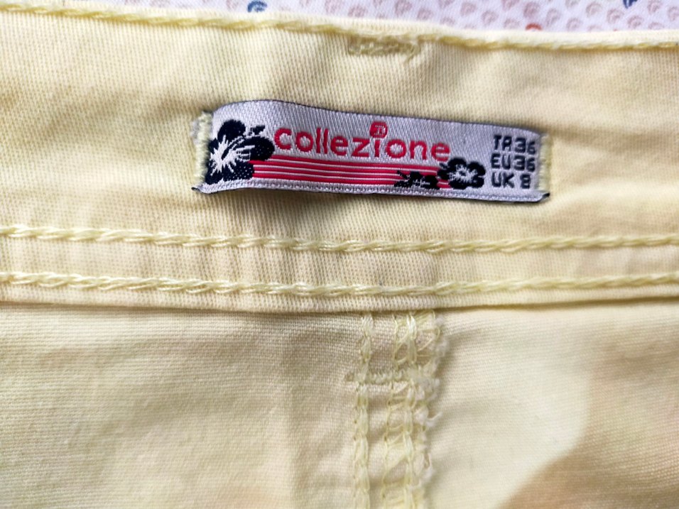 Düğmeli Sarı Mini Etek - Görsel 3