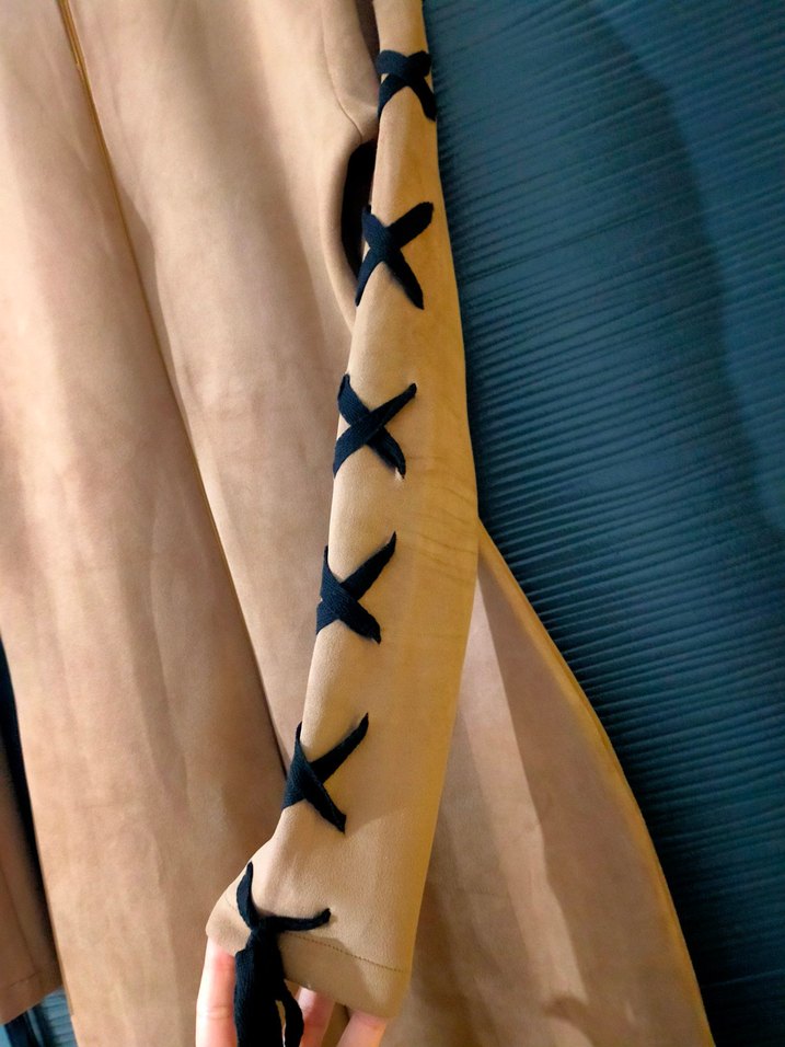 Süet Kumaşlı Uzun Bej Kadın elbise - Görsel 2