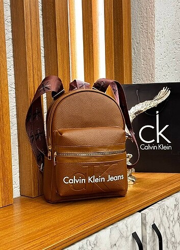 Calvin Klein Acı kahve sırt çantası