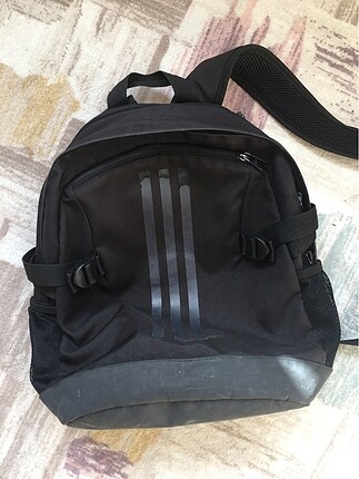 Adidas sırt çantası