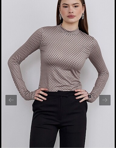 Suud Collection Suud Parmak Geçirmeli Bluz