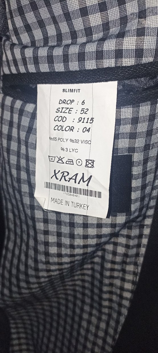 Siyah Erkek Takım Elbise, Notch Yaka, Düğmeli - Görsel 3