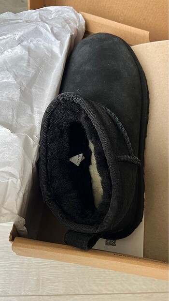 37 Beden siyah Renk Ugg mini