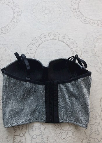 Düğmeli Gri Straplez Büstiyer - Görsel 2