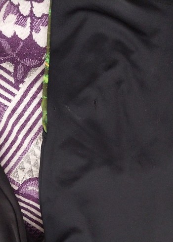 Yeşil Desenli Kadın Spor Takımı - Görsel 4