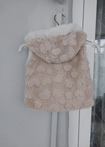 Kız Çocuk Bej Kürk Detaylı Yelek - Görsel 2