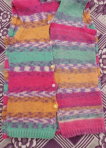 Renkli Örgü Kız Çocuk Yeleği - Görsel 4