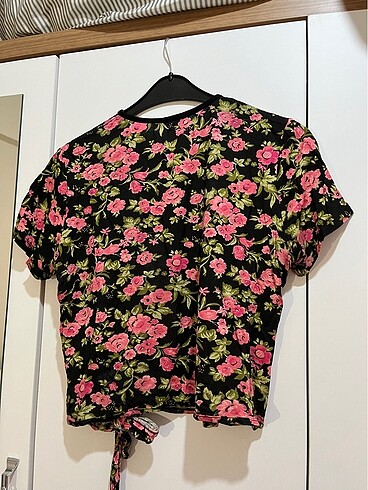 Diğer Çiçekli güzel crop