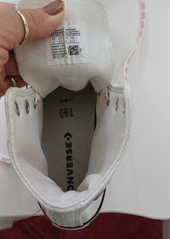 35 Beden beyaz Renk Beyaz Nakışlı Kız çocuk converse