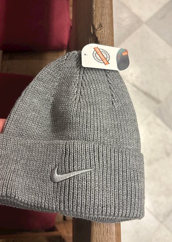 Beden gri Renk Gri Nike Örgü Kadın Bere