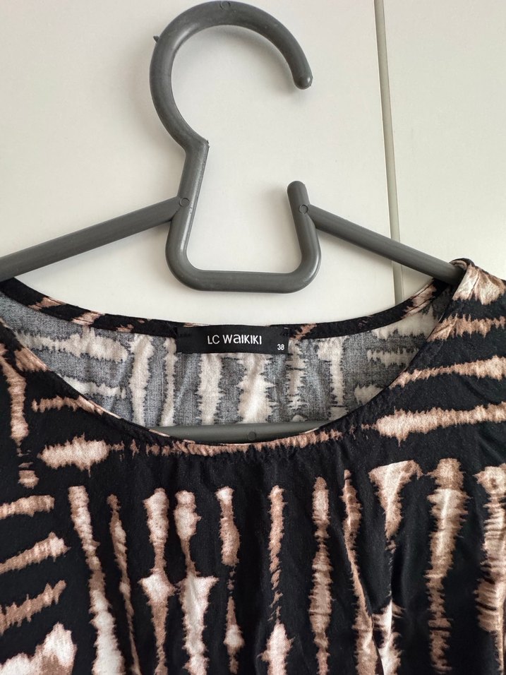 Kahverengi Piliseli Bağlama Desenli Hamile Midi Elbise - Görsel 5