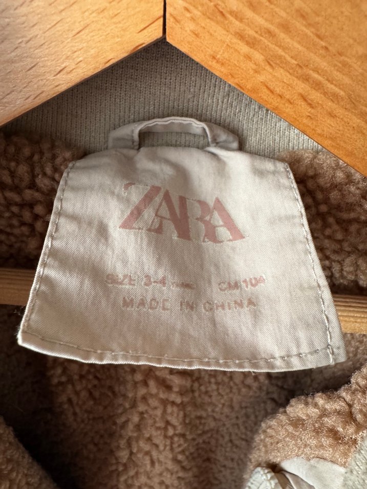 Bej Erkek Çocuk Kürk Detaylı Mont - Görsel 2