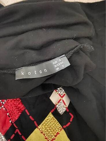 s Beden Koton boğazlı penye kısa kollu şık bluz baklava desenli