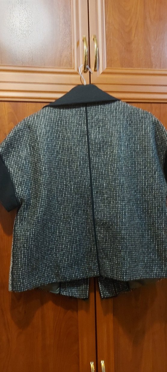 Kadın Gri Kısa Düğmeli Ceket - Görsel 3