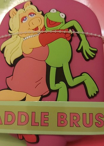 Beden Pembe Muppets Paddle Saç Fırçası ve Makyaj Fırçası Seti