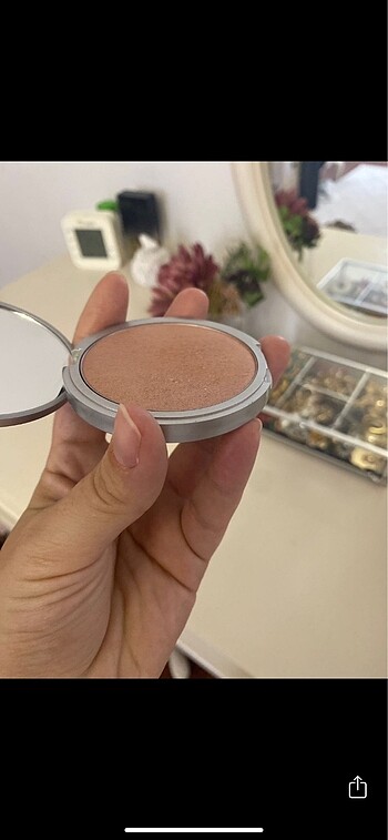  Beden Renk The balm aydınlatıcı highlighter