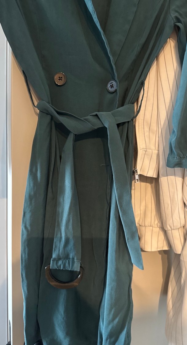 Uzun Kuşaklı Kadın Yeşil elbise - Görsel 4