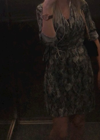 Gri Yılan Desenli Mini Kadın Elbise - Görsel 4