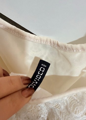 Beyaz Nakışlı Straplez Hamile Geceliği - Görsel 3