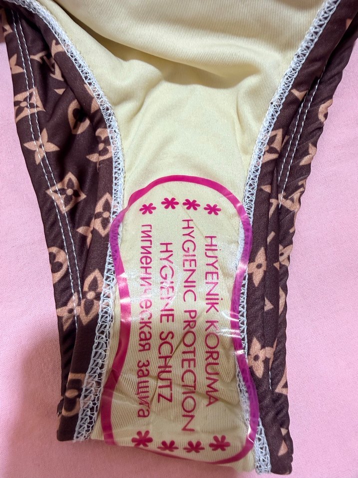 Louis Vuitton Mini Bikini Üstü - Görsel 3