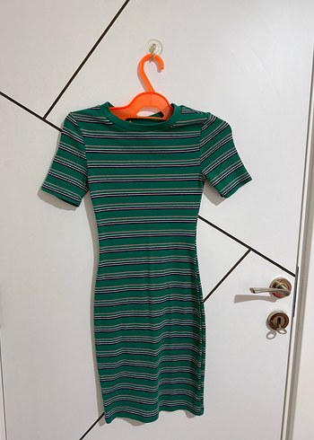 Yeşil Çizgili Kısa Kollu Hamile Elbisesi - Görsel 5