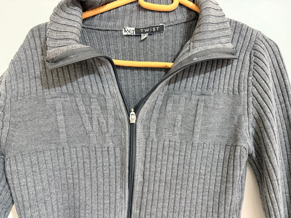 Gri Fermuarlı Boğazlı Hamile Kazak - Görsel 2