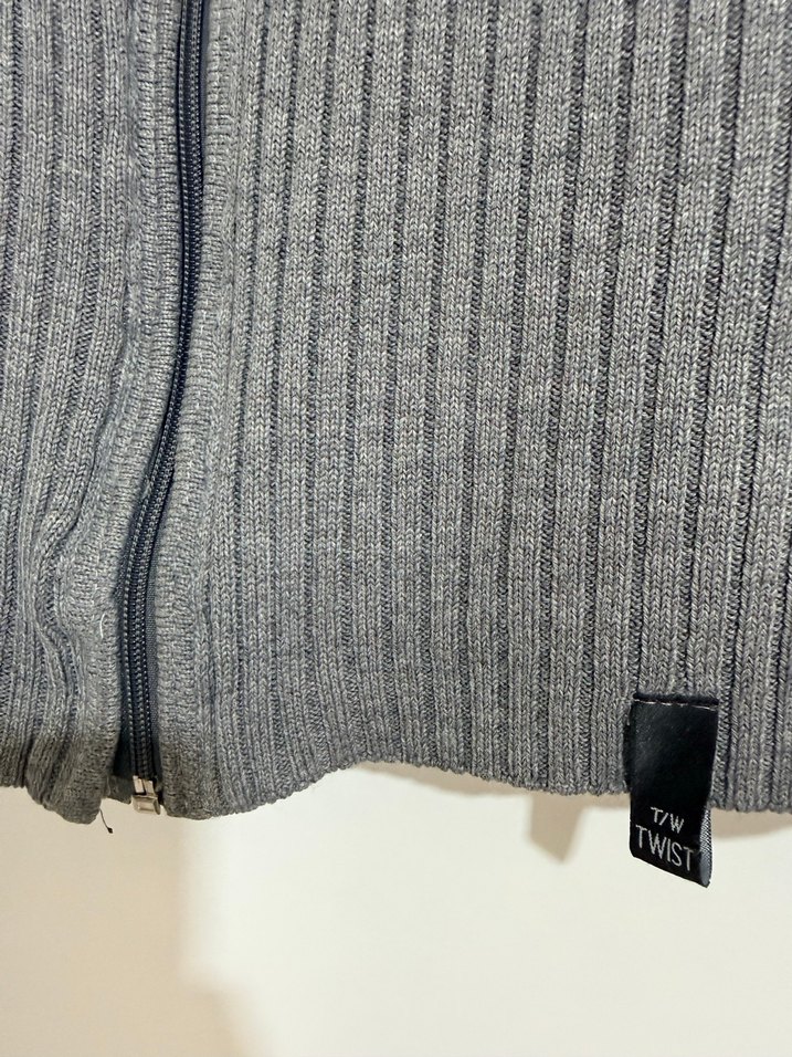 Gri Fermuarlı Boğazlı Hamile Kazak - Görsel 3