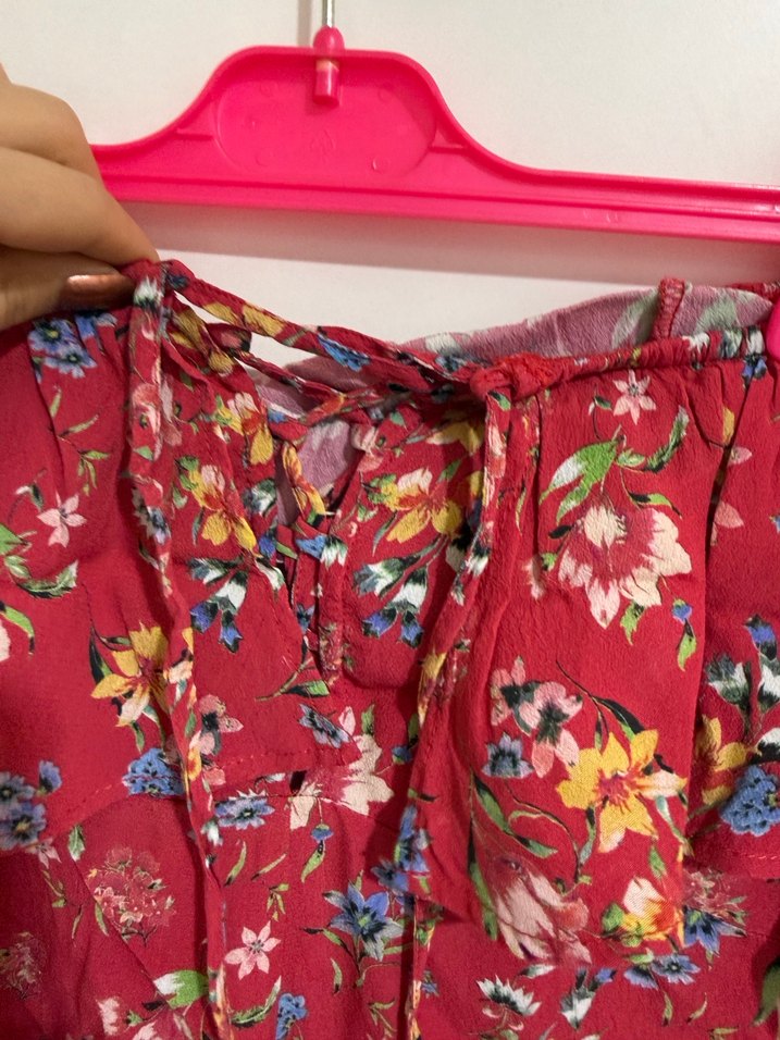 Çiçek Desenli Volanlı elbise - Görsel 3