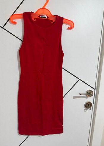 Kolsuz V Yakalı Kırmızı Kadın Tulum - Görsel 2