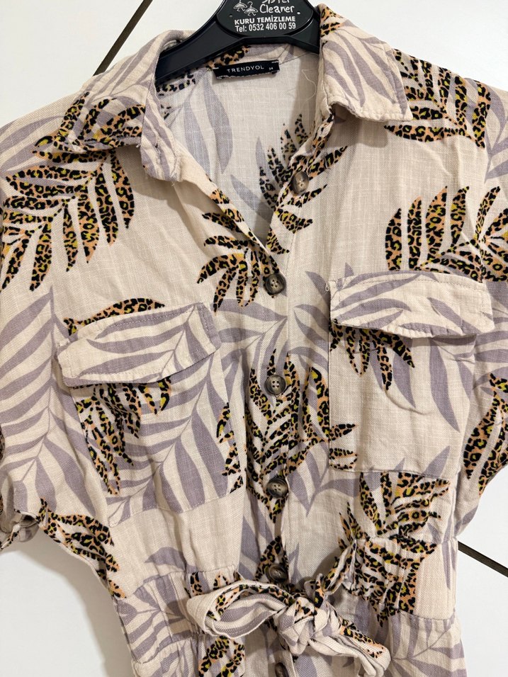 Bej Zebra Desenli Kısa Kollu Keten Tulum - Görsel 4