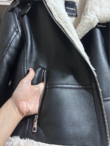 Pull and Bear Suni kürklü mont