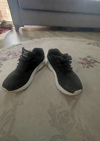 Nike Siyah Bağcıklı Kadın Spor Ayakkabı