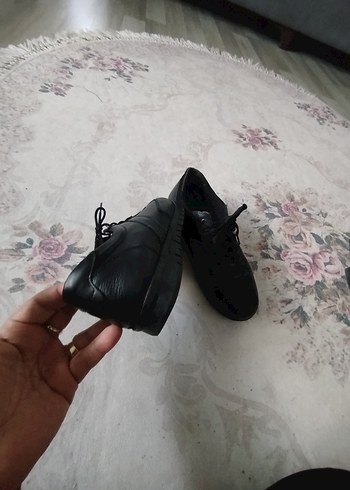 Diğer Siyah Bağcıklı Stiletto Topuklu Spor Ayakkabı