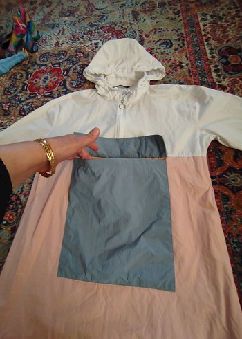 Drapeli Beyaz Mini Yağmurluk - Görsel 11