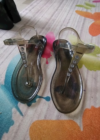 Kadın Çok Renkli Bağlamalı Gri Sandalet