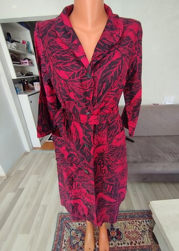 Bordo Desenli Uzun Düğmeli Ofis Elbisesi - Görsel 4