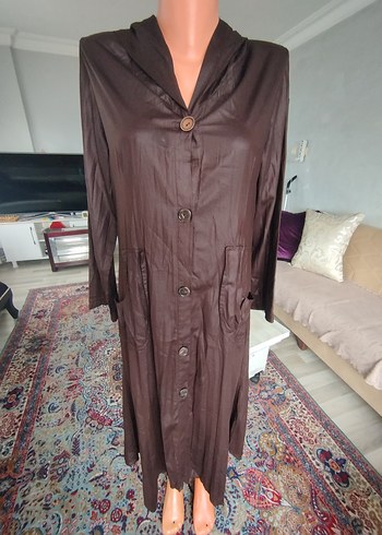 Düğmeli Kahverengi Uzun Keten Kadın Yağmurluk - Görsel 4