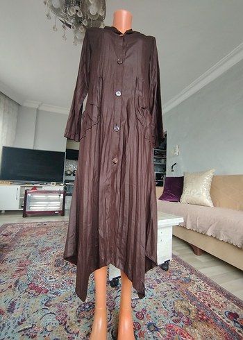 Düğmeli Kahverengi Uzun Keten Kadın Yağmurluk - Görsel 3