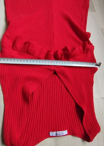 Kırmızı V Yaka Fırfırlı Mini Tulum - Görsel 7