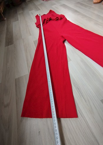 Kırmızı V Yaka Fırfırlı Mini Tulum - Görsel 10