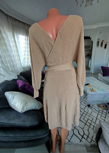 Bej V Yakalı Uzun Örme Elbise - Görsel 3